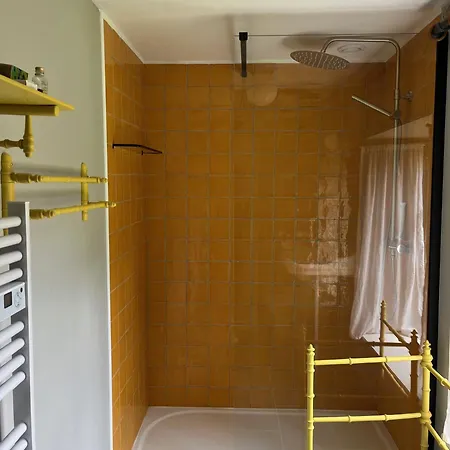 Appartement La Petite Bruyere Characterful 2 Bedroom With Fireplace