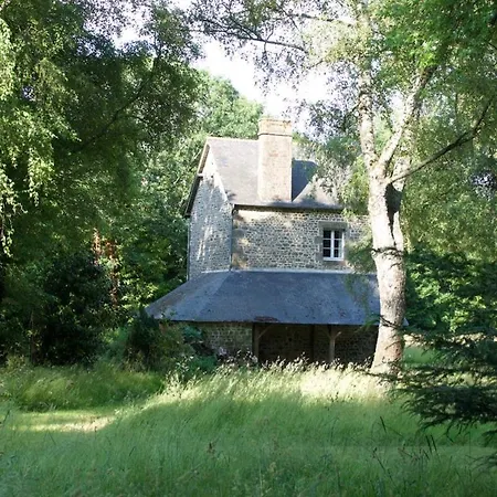 La Petite Bruyere Characterful 2 Bedroom With Fireplace