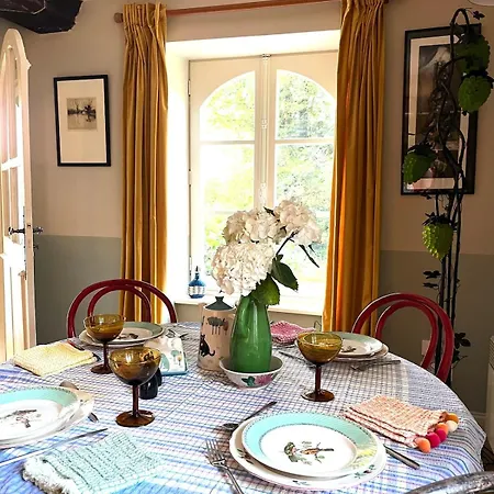 La Petite Bruyere Characterful 2 Bedroom With Fireplace Appartement