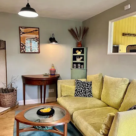 La Petite Bruyere Characterful 2 Bedroom With Fireplace Lejlighed