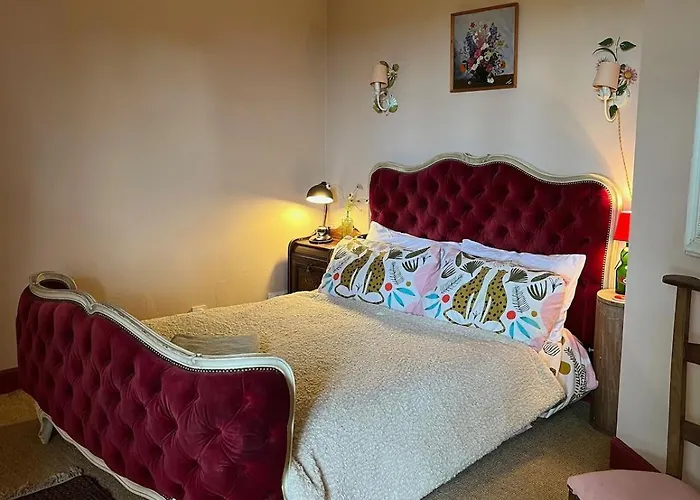 Apartmán La Petite Bruyere Characterful 2 Bedroom With Fireplace *